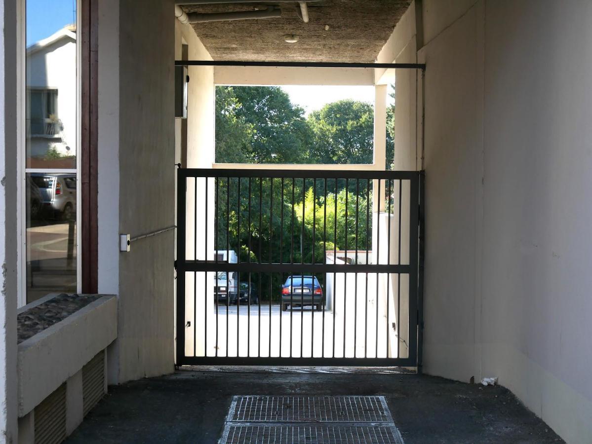 Botanic Garden Studio Cosy, Parking, Metro トゥールーズ エクステリア 写真